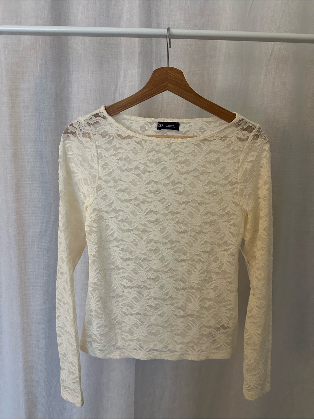 GAP Cream Lace Long-Sleeve Tee